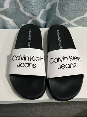 Calvin Klein Jeans White Logo Slide Sandals Box